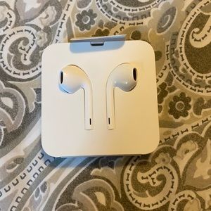 Brand new apple  headphones